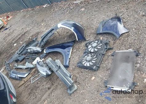 2020 Mitsubishi Outlander Le 2.4/Se 2.4/Sel 2.4/Sp 2.4 z USA, uszkodzony, nr VIN JA4AD3A33LZ043681